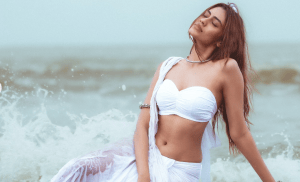 Jailer 2: రజనీకాంత్ సినిమాలో గన్‌తో అదరగొట్టిన ఈ బ్యూటీ ఎవరు? అందం వెనుక యాక్షన్ టాలెంట్!